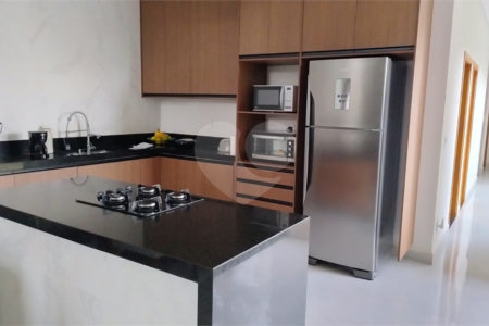 Casa à venda ou para alugar com 3 suítes no condomínio Residencial Viena, Indaiatuba - SP