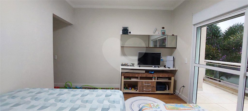 Casa para alugar com 4 quartos, sendo 3 suítes,  no condomínio Figueira Garden, Atibaia - SP