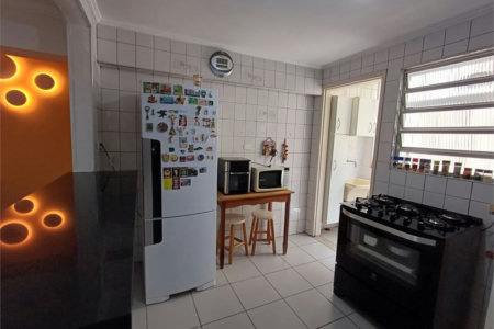 Apartamento Residencial à venda, Gonzaga, Santos - AP0414.