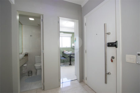 Apartamento à venda com 4 quartos, sendo 3 suítes,  em Vila Romana, São Paulo, SP