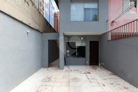Sobrado à venda com 2 quartos, sendo 1 suíte, em Chácara Santo Antônio, São Paulo, SP
