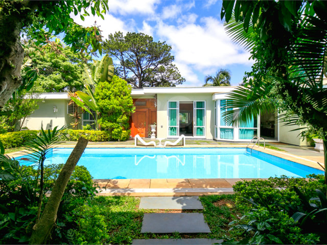 Casa Térrea à venda com 4 suítes em Jardim Marajoara, São Paulo, SP
