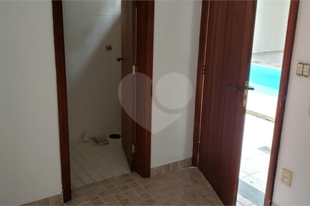 Casa à venda com 4 suítes no condomínio Real Park, Mogi das Cruzes - SP