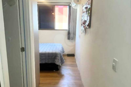 Apartamento à venda com 2 quartos, sendo 1 suíte,  em Santo Cristo, Rio de Janeiro, RJ