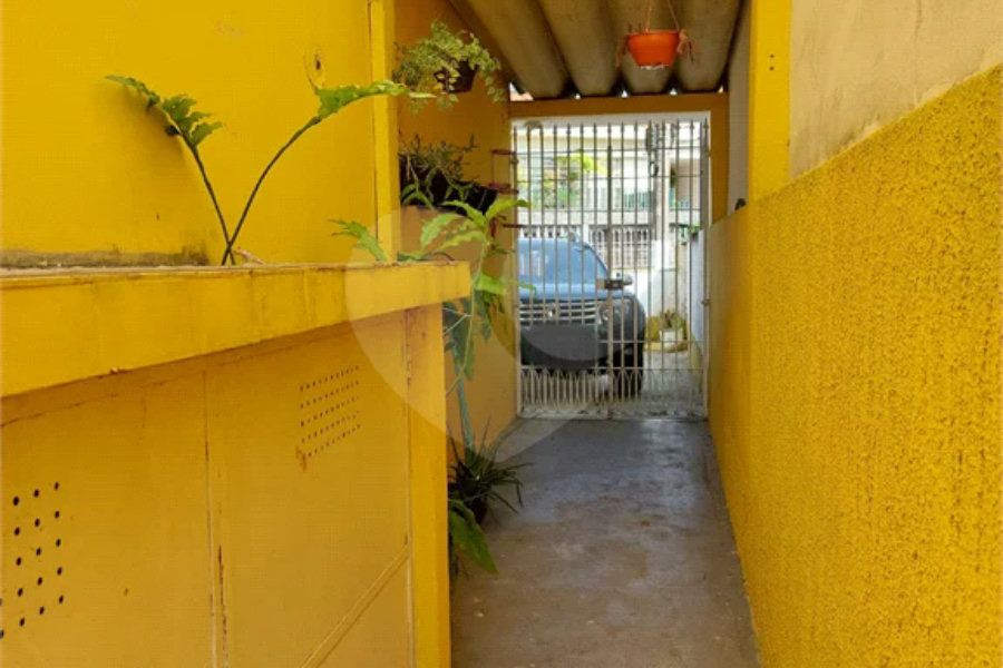 Sobrado com 2 dormitório região na Saúde