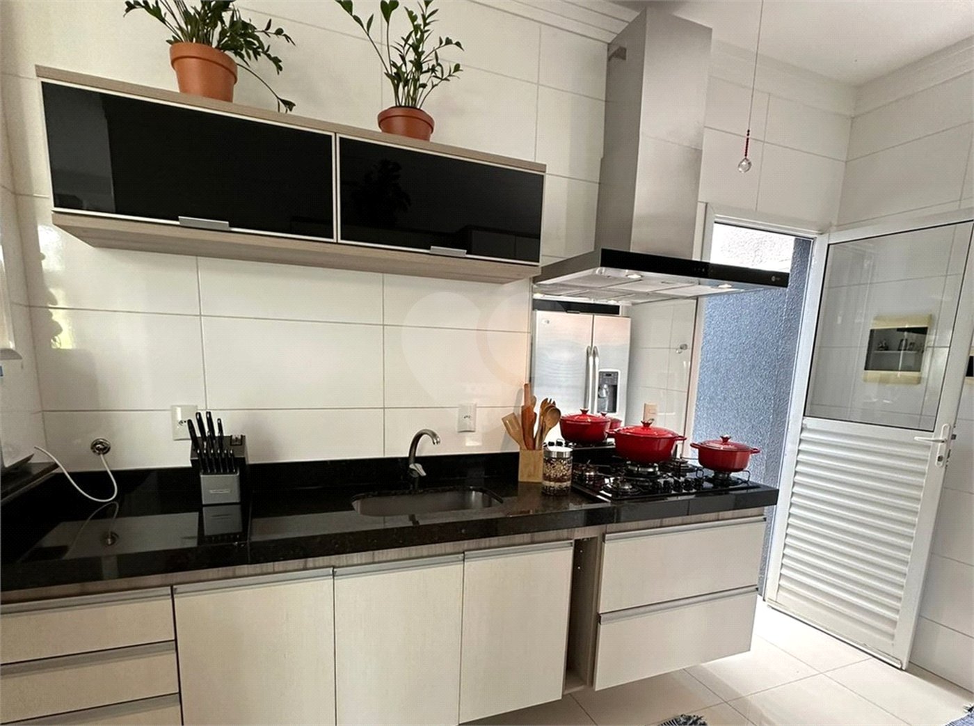 Casa à venda com 3 quartos, sendo 1 suíte, no condomínio Golden Park Residence II, Sorocaba - SP