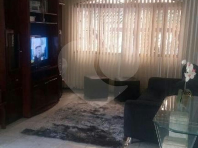 Sobrado à venda com 3 quartos, sendo 1 suíte,  em Santana, São Paulo, SP