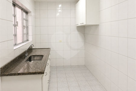Casa à venda com 4 quartos, sendo 2 suítes,  em Jardim Bela Vista, Santo André, SP