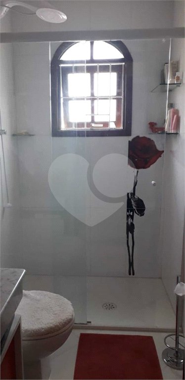 Casa à venda com 3 quartos, sendo 1 suíte, em Vila Gustavo, São Paulo, SP