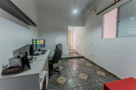 Casa de Vila à venda com 3 quartos, sendo 1 suíte, em Vila Pompéia, São Paulo, SP