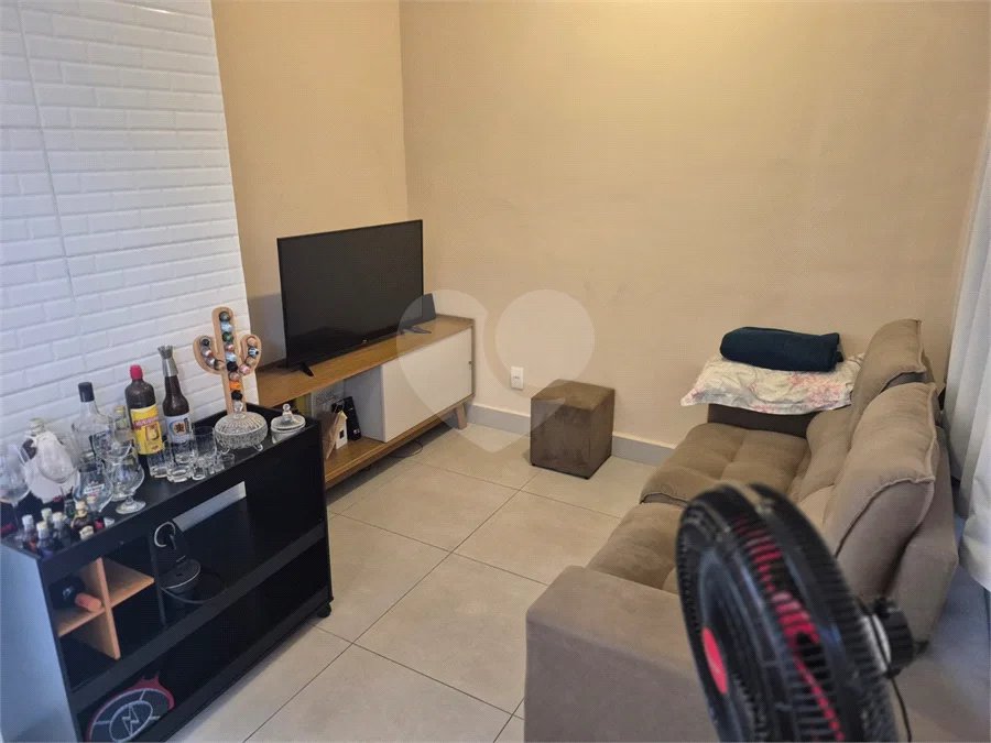 Casa em condomínio à venda em Valinhos no Residencial Santa Elisa com possibilidade de permuta por apartamento