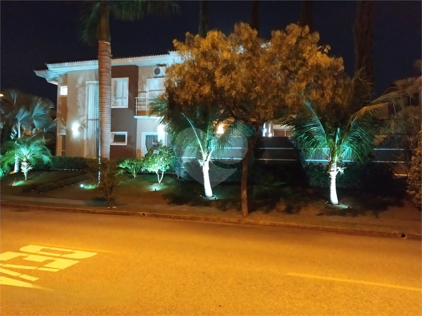 Casa à venda com 3 quartos, sendo 2 suítes,  no condomínio Ibiti Royal Park, Sorocaba - SP