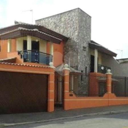 Casa à venda com 4 quartos, sendo 1 suíte, em Wanel Ville, Sorocaba, SP