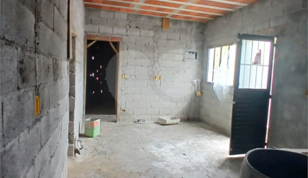 Casa à venda com 2 suítes em Jardim São Felipe, Atibaia, SP