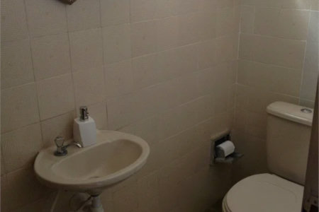 Sobrado à venda com 4 quartos, sendo 1 suíte, em Jardim Celeste, São Paulo, SP