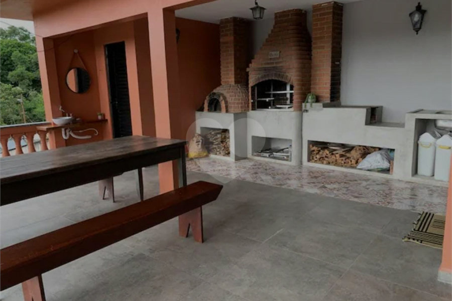 Chácara à venda com 3 quartos em Parelheiros, São Paulo, SP