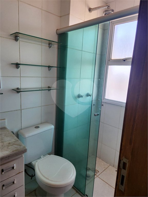 Apartamento à venda com 3 quartos, sendo 1 suíte, em Jardim dos Manacás, Araraquara, SP