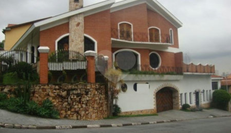 Sobrado à venda com 3 quartos, sendo 1 suíte, em Jardim Franca, São Paulo, SP
