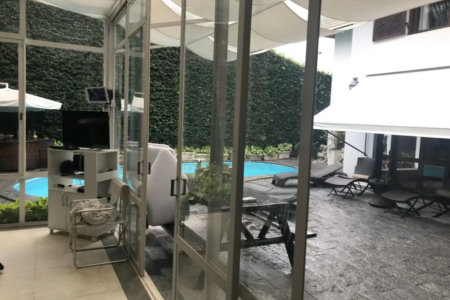 Casa à venda com 5 quartos, sendo 2 suítes, em Jardim Everest, São Paulo, SP