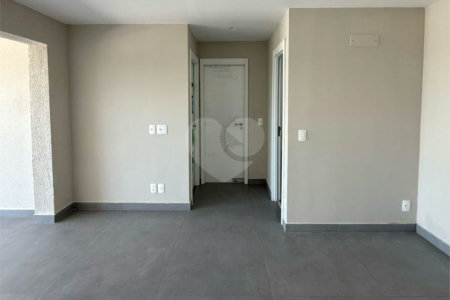 Apartamento à venda com 2 suítes em Campo Belo, São Paulo, SP