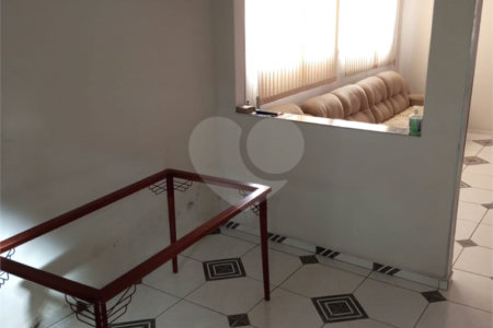 Casa de Vila à venda com 3 quartos em Jardim Santa Cruz, Salto, SP