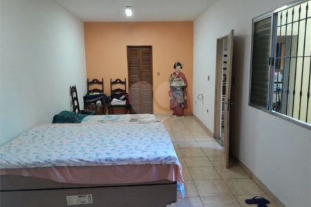 Sobrado à venda com 2 suítes em Várzea de Baixo, São Paulo, SP