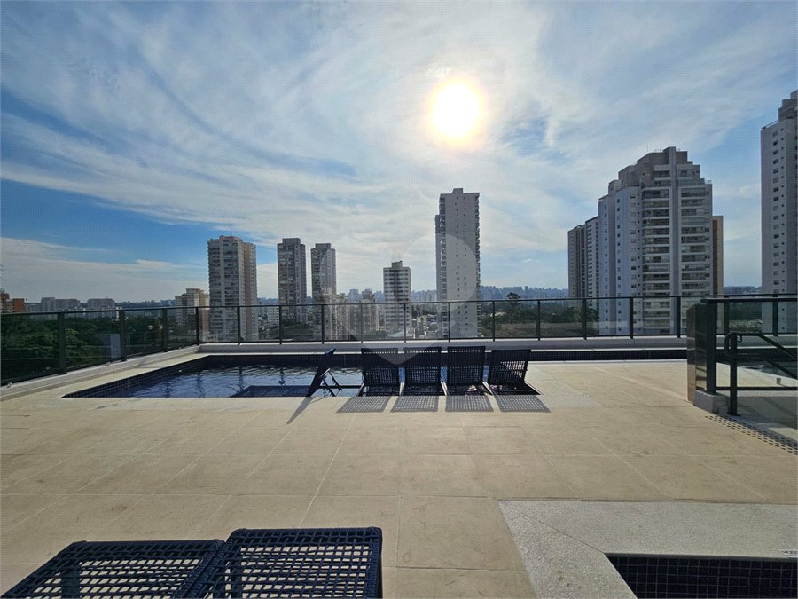 Apartamento à venda com 3 quartos, sendo 1 suíte, em Alto da Boa Vista, São Paulo, SP