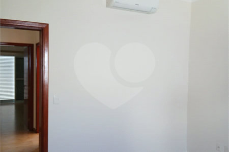 Casa à venda com 3 suítes no condomínio Brescia, Indaiatuba - SP