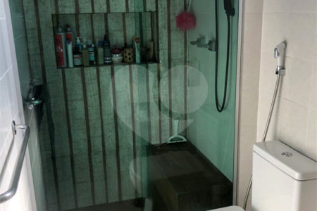 Apartamento à venda com 3 quartos, sendo 1 suíte, em Jardim Mariliza, São Paulo, SP