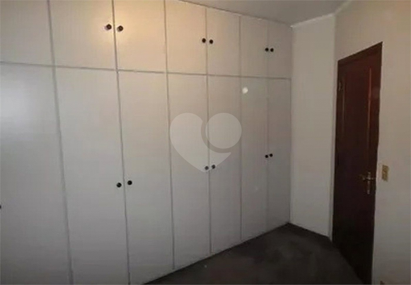 Casa à venda com 4 quartos em Jardim dos Prados, São Paulo, SP