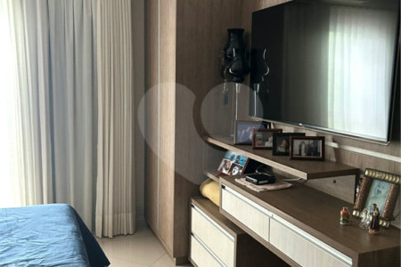 Casa à venda com 3 suítes em Jardim Regina, Indaiatuba, SP