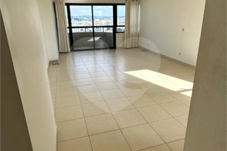 Apartamento à venda com 3 quartos, sendo 1 suíte, no Centro, Jundiaí, SP