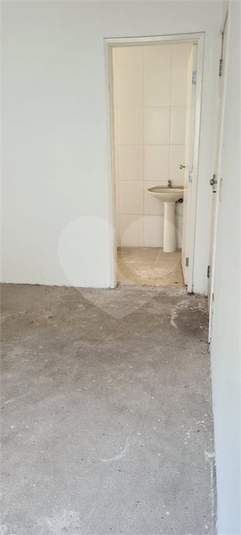 Sobrado à venda com 8 quartos em Vila Tramontano, São Paulo, SP