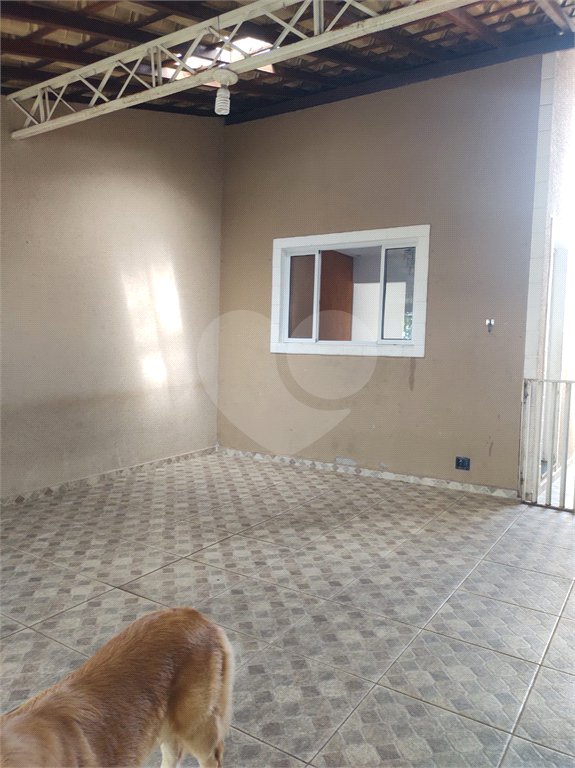 Casa à venda com 3 quartos em Vila Industrial, São José dos Campos, SP