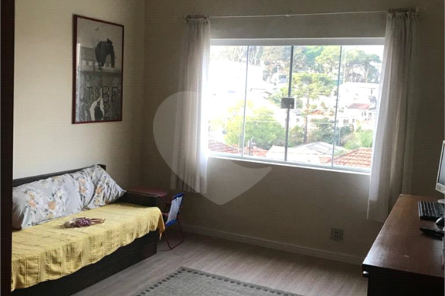 Casa Térrea à venda com 3 quartos, sendo 2 suítes, em Horto Florestal, São Paulo, SP