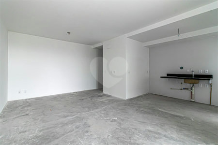 Apartamento à venda com 2 suítes em Pinheiros, São Paulo, SP