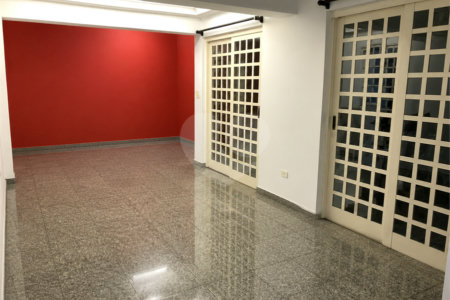 Casa à venda com 4 quartos, sendo 2 suítes,  em Jardim Bela Vista, Santo André, SP
