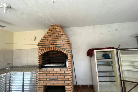 Sobrado à venda com 3 quartos, sendo 1 suíte, em Vila Paulicéia, São Paulo, SP
