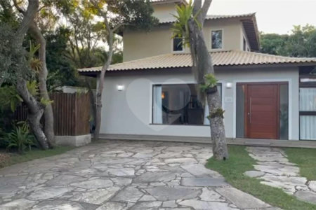 Casa à venda com 5 suítes em Manguinhos, Armação dos Búzios, RJ