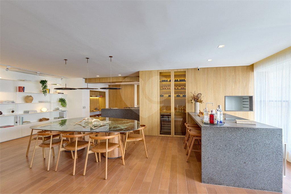 Apartamento à venda com 4 suítes em Brooklin, São Paulo, SP