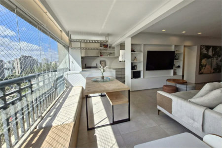 Apartamento à venda com 4 suítes em Vila Andrade, São Paulo, SP
