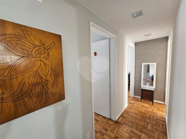 Apartamento à venda com 3 quartos, sendo 1 suíte,  em Vila Nova Conceição, São Paulo, SP