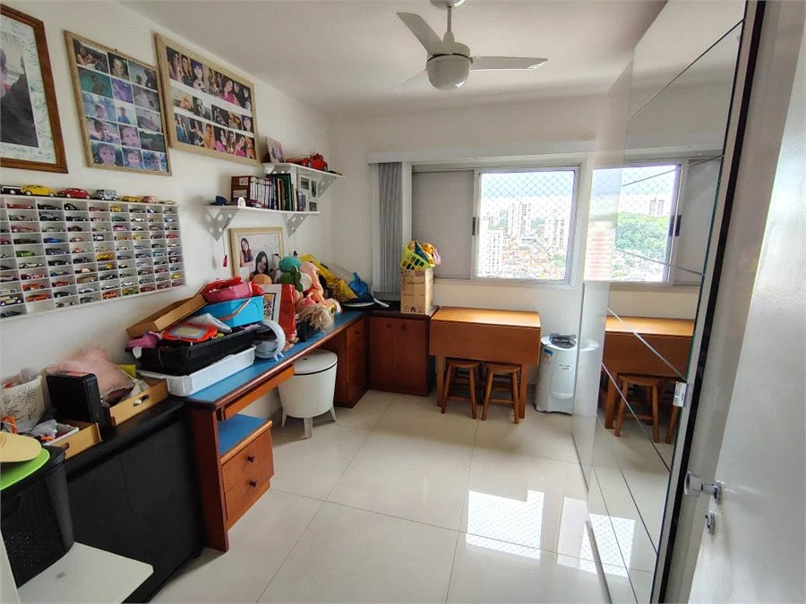 Apartamento à venda com 4 quartos, sendo 3 suítes, em Jardim Londrina, São Paulo, SP