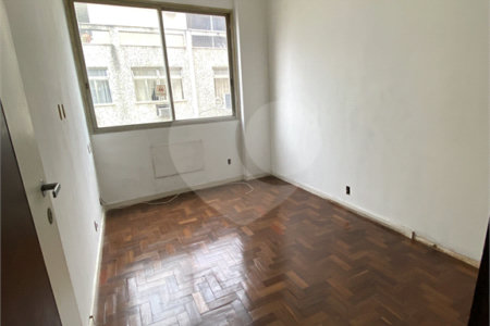 Apartamento à venda com 4 quartos, sendo 1 suíte,  em Tijuca, Rio de Janeiro, RJ