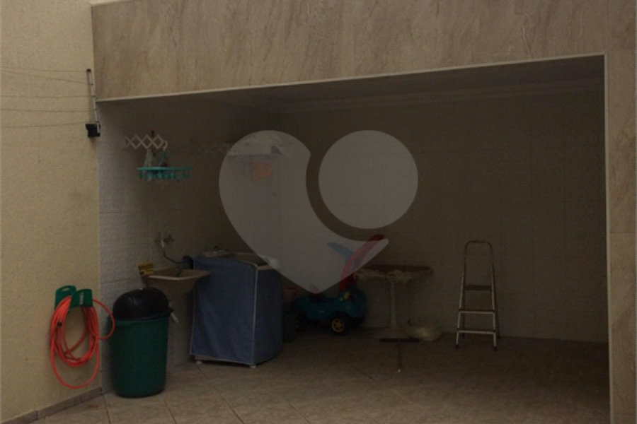 Casa à venda com 3 quartos, sendo 1 suíte, em Jardim Adriana, Guarulhos, SP