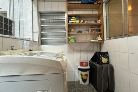 Apartamento à venda com 3 quartos, sendo 1 suíte,  em Jardim Paulista, São Paulo, SP