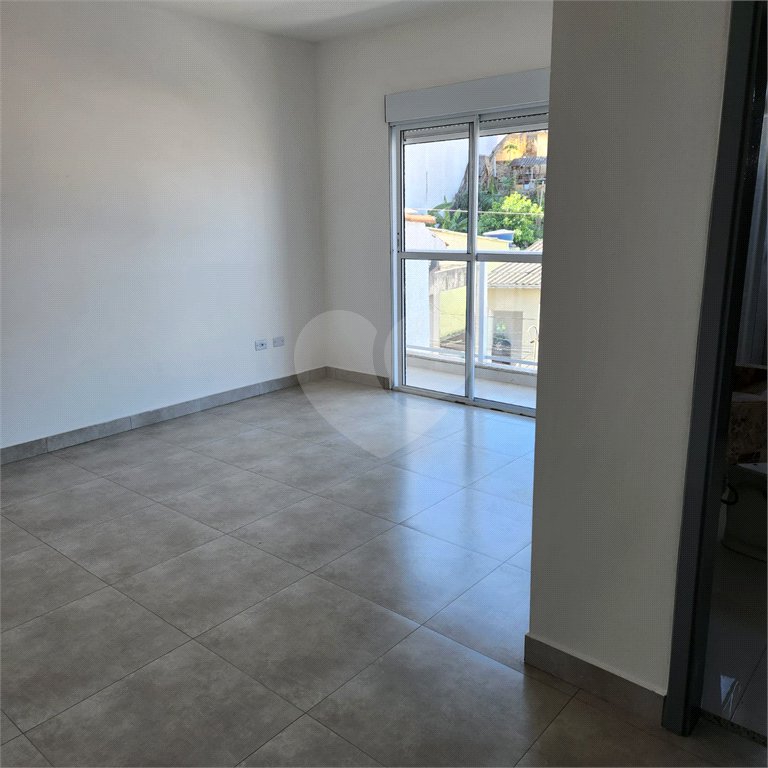 Sobrado à venda com 3 quartos, sendo 1 suíte,  em Vila Pereira Barreto, São Paulo, SP