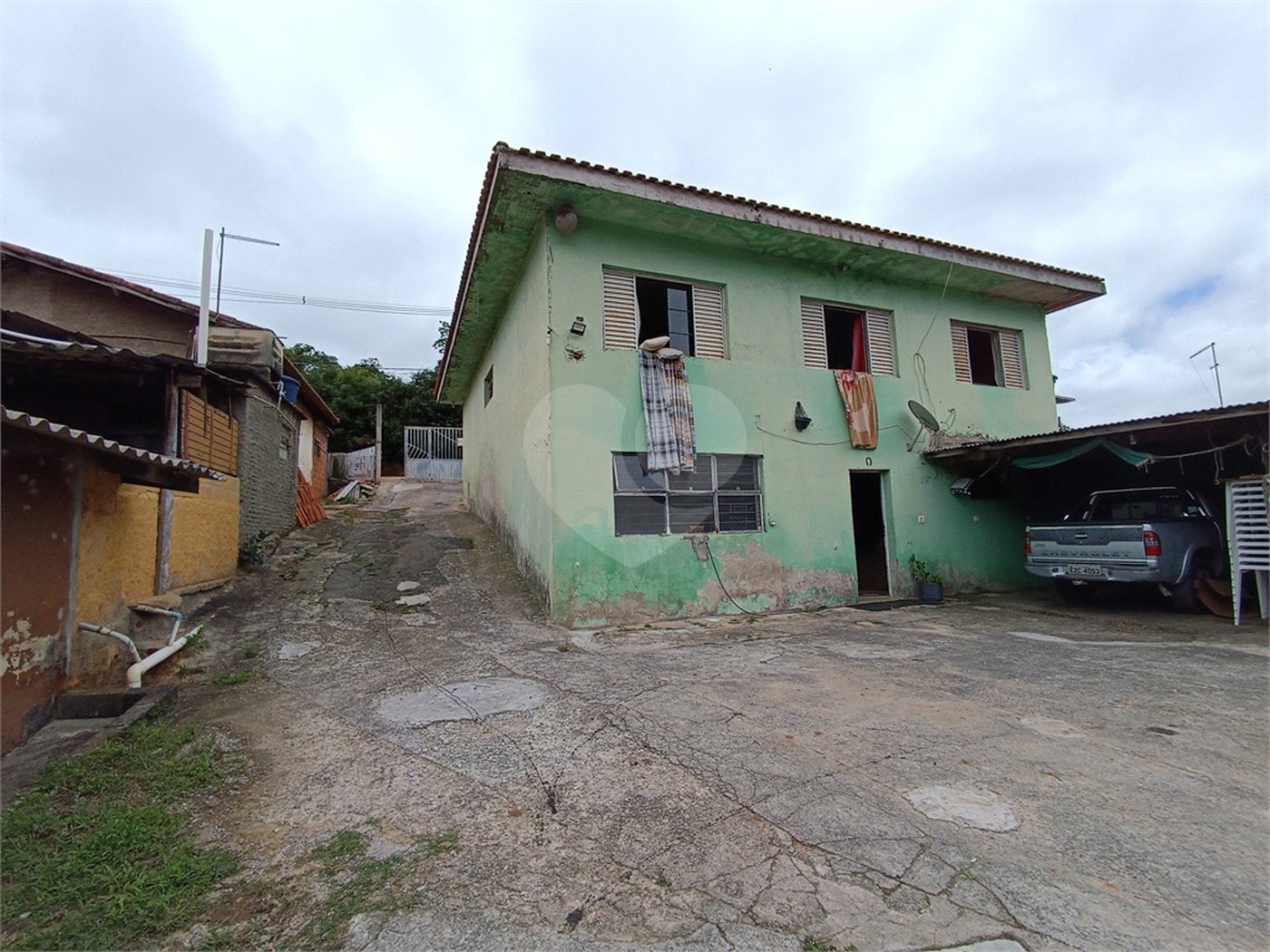 Casa à venda com 3 quartos, sendo 1 suíte, em Jardim Caparelli (mailasqui), São Roque, SP