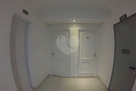 Apartamento à venda com 2 suítes em Vila Todos Os Santos, Indaiatuba, SP