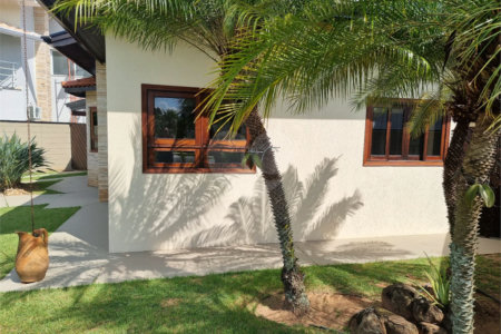 Casa à venda ou para alugar com 3 quartos, sendo 1 suíte, no condomínio Terras de Vinhedo, Vinhedo - SP